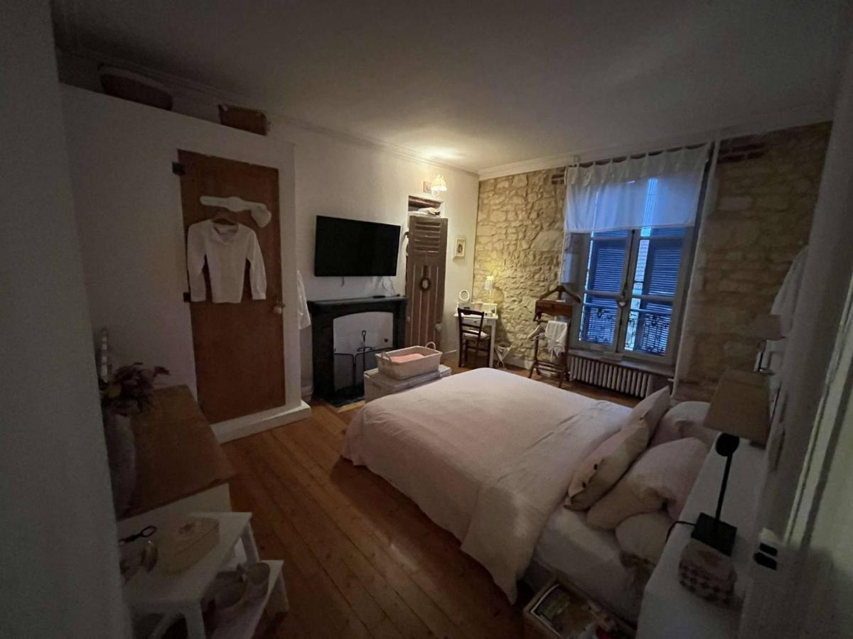 Chambres D'Hotes De Charme Sur Le Mans Exteriör bild