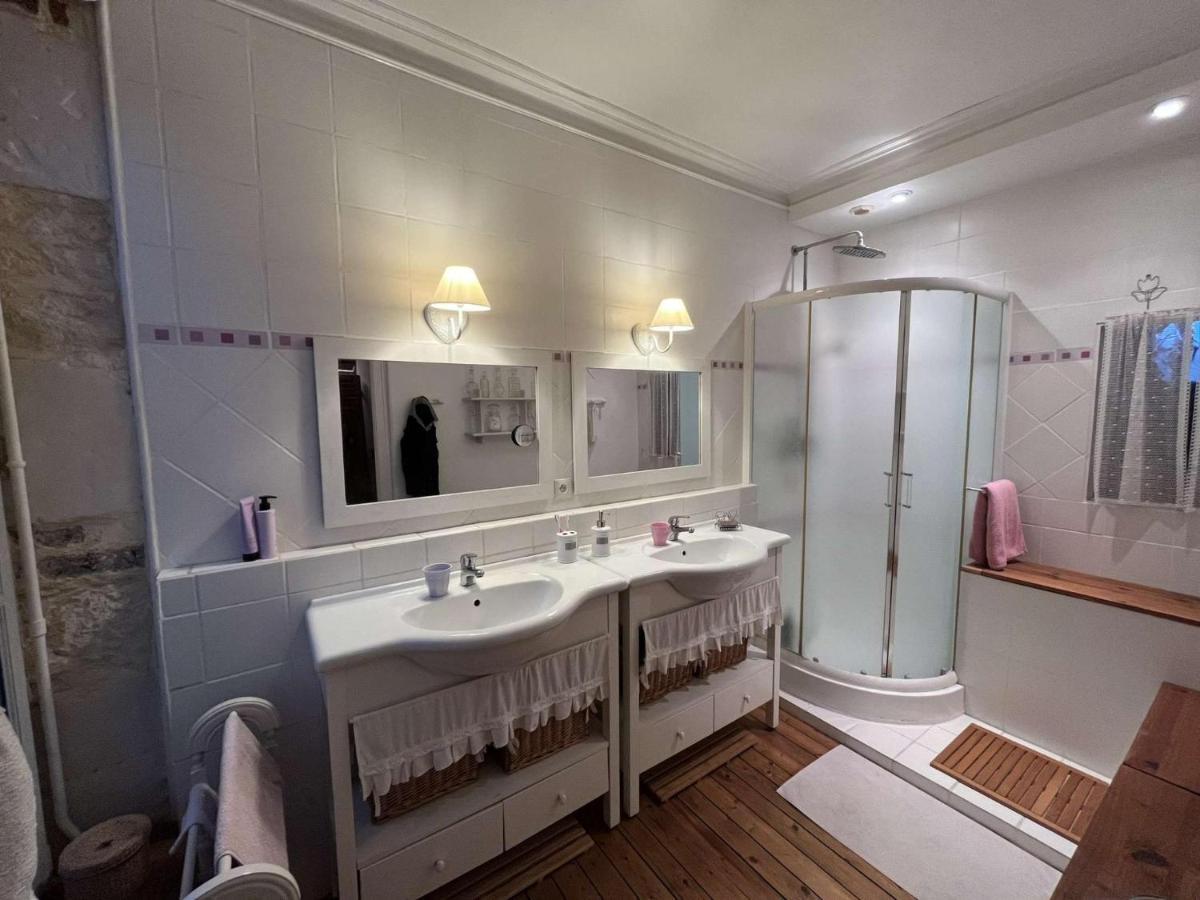 Chambres D'Hotes De Charme Sur Le Mans Exteriör bild